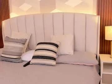 Group mommy_naughty_ on Chaturbate