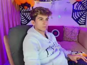 Freechat mr_williseo on Chaturbate