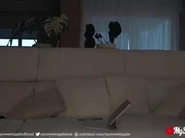 Freechat mysweetapple on Chaturbate