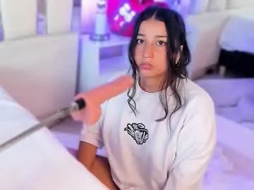 Freechat nahomyroberts on Chaturbate