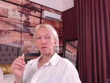 Freechat natalie_bitton on Chaturbate