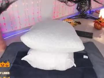 Freechat ohyesly_ on Chaturbate