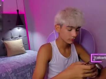 Freechat olivertwinky_ on Chaturbate