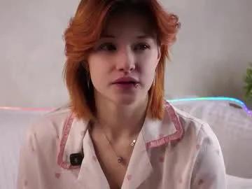 Freechat pebee on Chaturbate