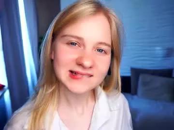 Freechat phyllisearney on Chaturbate