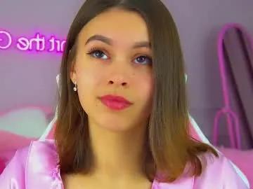 Freechat pollylanders on Chaturbate