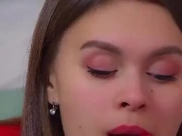 Freechat pollylanders on Chaturbate