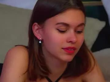 Freechat pollylanders on Chaturbate