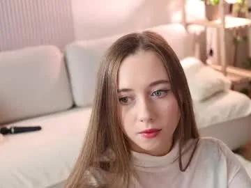 Freechat pretty_princess_elina on Chaturbate