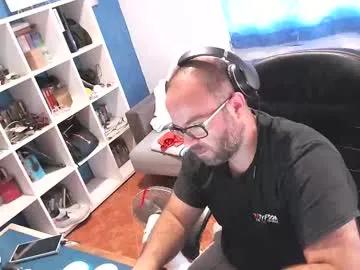 Freechat ravingr3d3 on Chaturbate