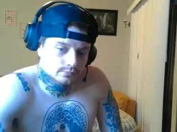 Freechat redinthebed on Chaturbate
