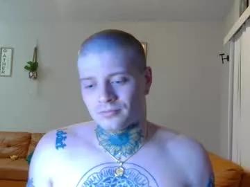 Freechat redinthebed on Chaturbate