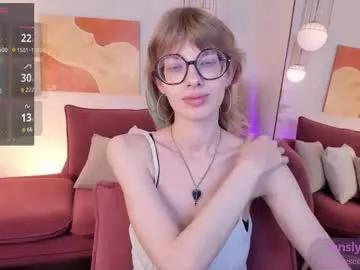 Freechat rubytwinkle on Chaturbate