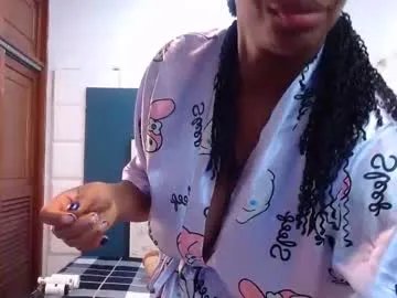 sara_marks on Chaturbate