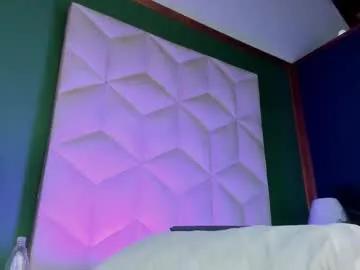 Freechat scarlet__hill on Chaturbate