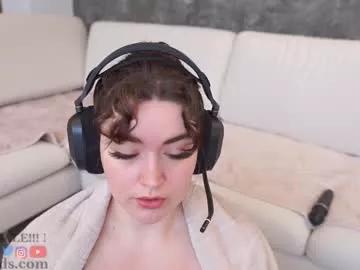 Freechat serareads on Chaturbate