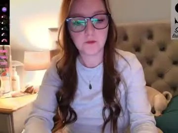 Freechat short_sweetpea on Chaturbate