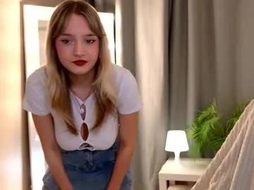 silverstill — massage my ass^^ | My 1st day | #new #18 #bigboobs #shy #nonude [66 tokens remaining]