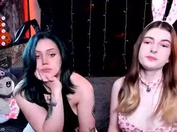 Freechat sleepingduo on Chaturbate