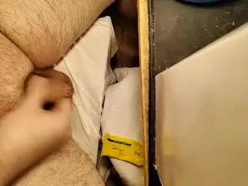 small_1986 on Chaturbate