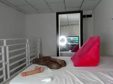 Freechat sophivans_milf on Chaturbate