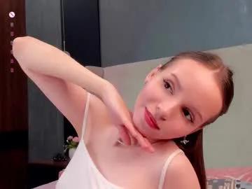 Freechat sunny_bambi on Chaturbate