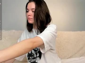 Freechat sunny_bambi on Chaturbate