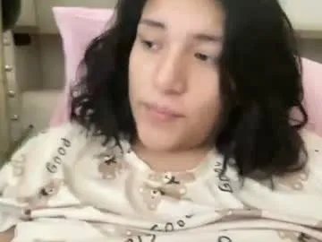 suzyishellawet on Chaturbate