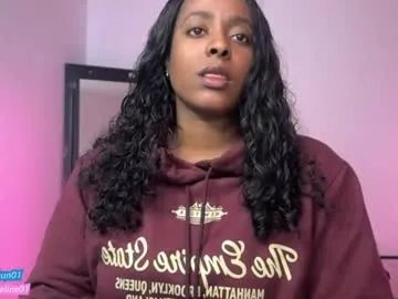 Freechat sweer_oshun on Chaturbate