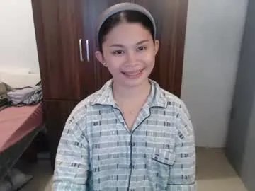 sweet_cassyxx — FINDING NEMO #aussie  #asian #pinay #18 #hairy #young #skinny  #wifematerial [4863 tokens remaining]