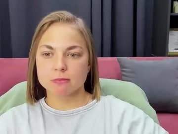 Freechat tataflower on Chaturbate