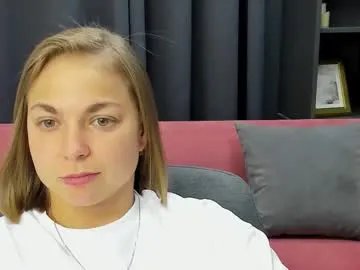 Freechat tataflower on Chaturbate