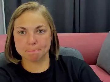 Freechat tataflower on Chaturbate