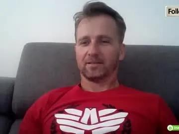 Freechat tomhardic on Chaturbate