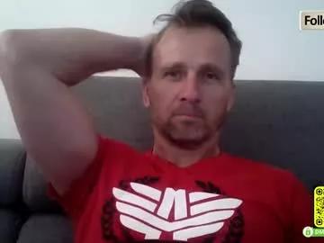 Freechat tomhardic on Chaturbate