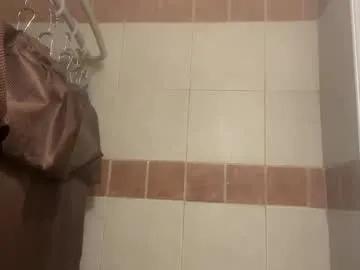 trillahung on Chaturbate