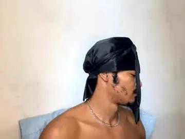 trillahung on Chaturbate