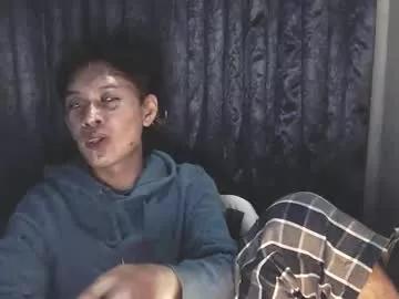 Freechat urpinoyasianx on Chaturbate