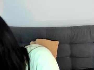 Away vicky_kittyy on Chaturbate