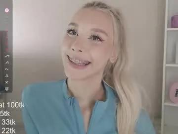 Freechat vickyfuckingdoll on Chaturbate