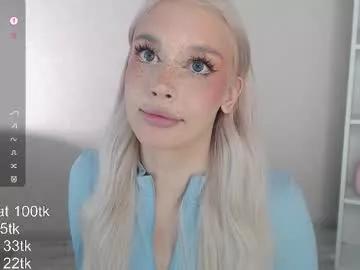 Freechat vickyfuckingdoll on Chaturbate