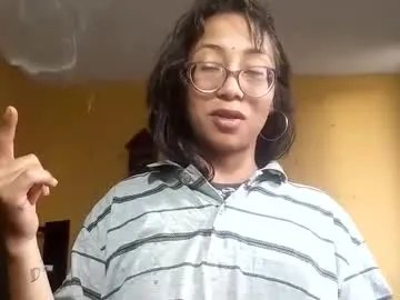 Freechat violetsexhot999 on Chaturbate