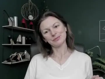 vivian_dream on Chaturbate