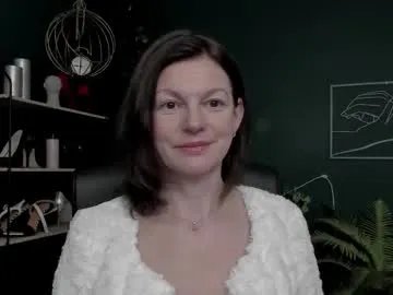 vivian_dream on Chaturbate