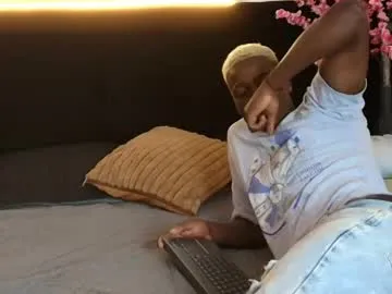 whitehott_
