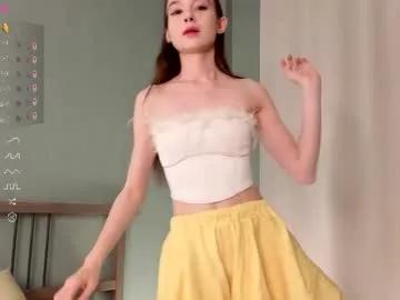 Freechat whitekelly on Chaturbate