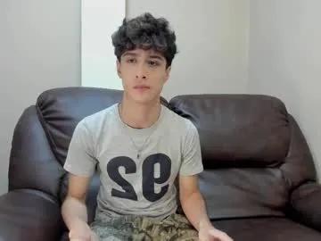 Freechat xam_collen on Chaturbate
