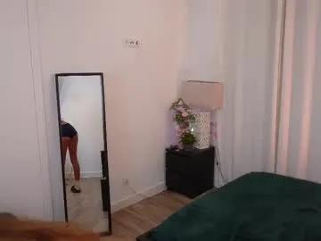 Freechat yess_kiki on Chaturbate