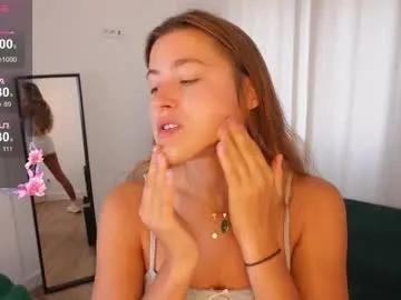 Freechat yess_kiki on Chaturbate