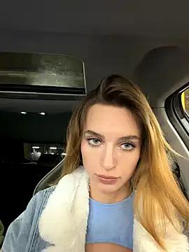 Freechat -AngelAri- on StripChat